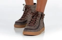 Brown Jersey BILLY Street High Tops -Billy Shoes Store BK21310 200 studio standing 2 940x614 e48606ca 73f9 4181 9f94 e76b8b4862ba