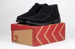FINAL SALE - Men's Black BILLY Chukkas -Billy Shoes Store BM20312 001 studio 1 940x614 da974e47 527f 4ab4 b16f 02f2531be274