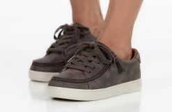 FINAL SALE - Women's Espresso BILLY Sneaker Low Tops -Billy Shoes Store BW22328 250 studio standing 2 940x614 39199181 93d7 4f1a 8900 1eb57a849239