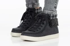 Women's Black/Charcoal BILLY Cuffs -Billy Shoes Store BW22341 003 studio standing 2 940x614 78a2eecf 2bf4 4c5a 9aa7 392b27e791b3